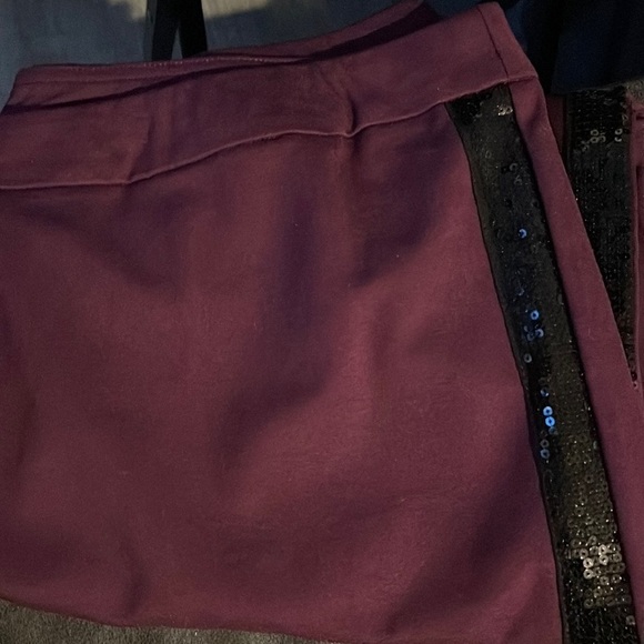 Joan Rivers Signature Knit Ankle Pants w/ Sequin Strip, NWOT, size 2X - Picture 6 of 6